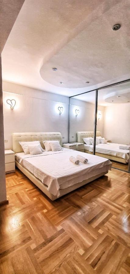 Apartment Grand Doamnei2 *