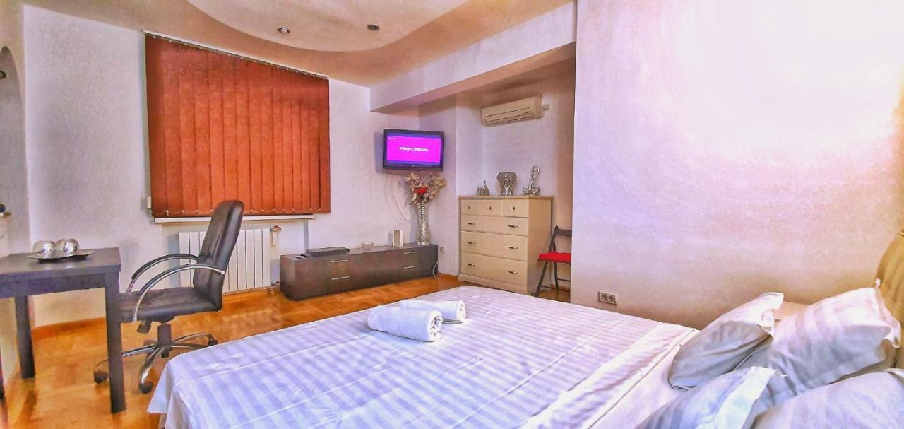 Apartment Grand Doamnei2 *